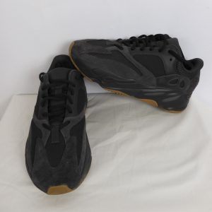 adidas Yeezy Boost 700 V2, Size 8.