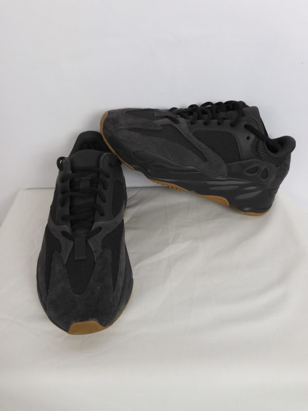 adidas Yeezy Boost 700 V2, Size 8.