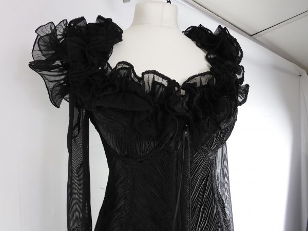 Catwalk Collection Gown, Size 6-10 (one size) - Image 6