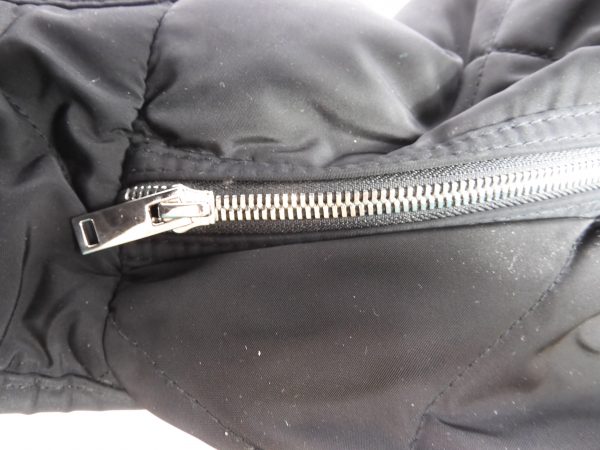 COS Diamond Quilted Oversize Shoulder Bag. - Image 4
