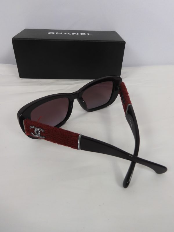 Chanel 5514 c.1461/S1 Sunglasses - Image 4