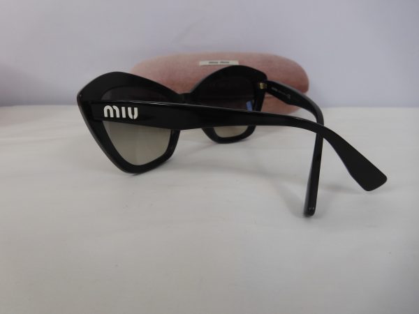Miu Miu SMU 05U Sunglasses - Image 4
