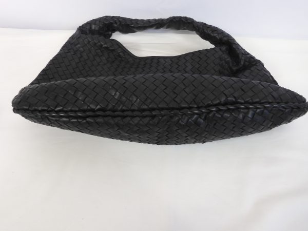 Bottega Veneta Large Hobo Intrecciato Black Leather Shoulder Bag - Image 6