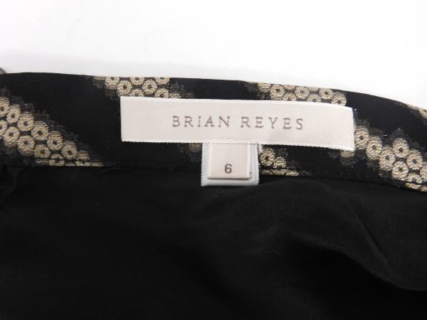 Brian Reyes Silk Pleated Skirt, Size 6. - Image 4