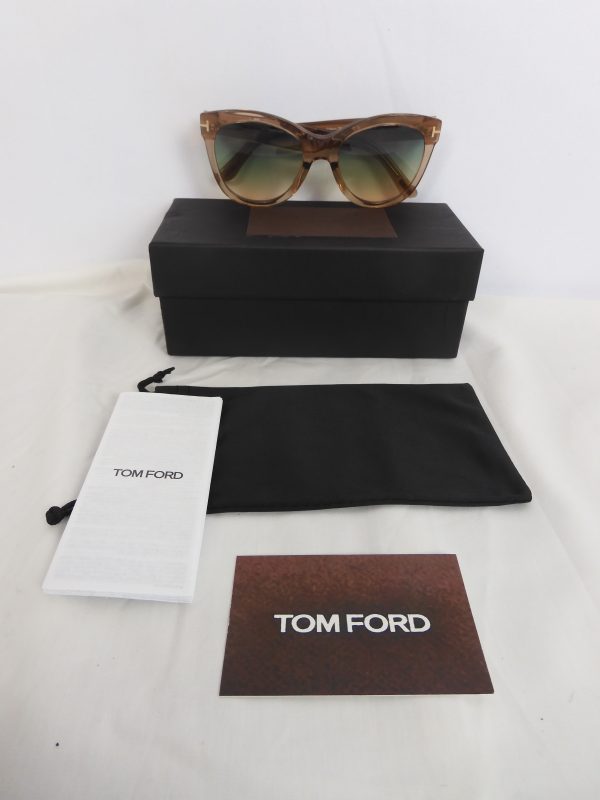 Tom Ford TF870 Sunglasses