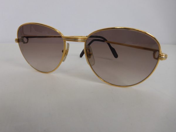 Must De Cartier Gold & Diamond Sunglasses. - Image 3