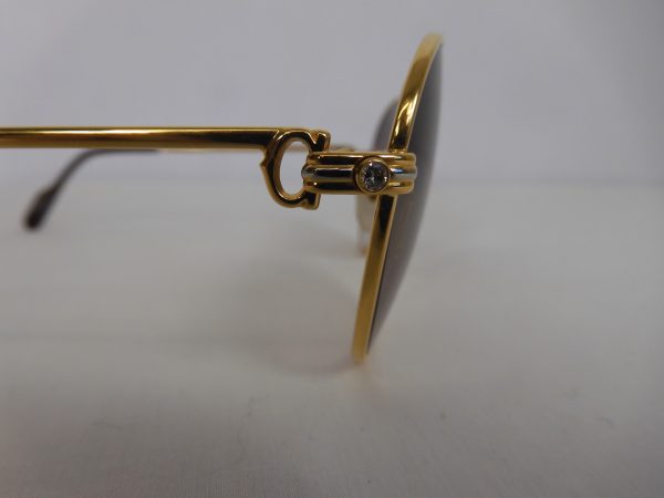 Must De Cartier Gold & Diamond Sunglasses. - Image 12