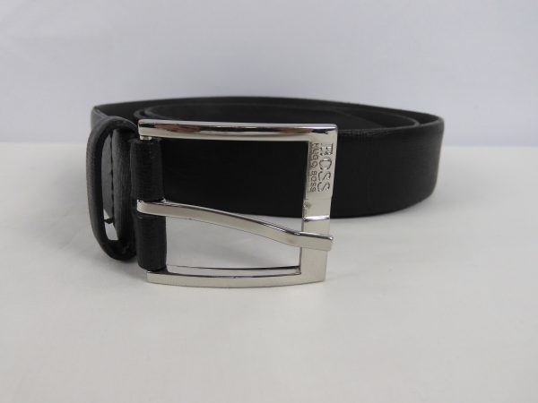Hugo Boss Men's black leather belt.