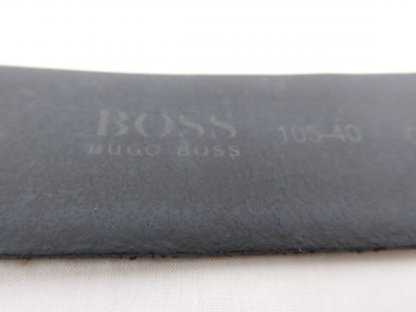 Hugo Boss Men's black leather belt. - Image 4