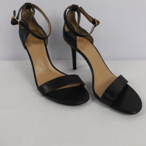 Ralph Lauren Gretchen Heels, Size 10B ( 6.5 ).
