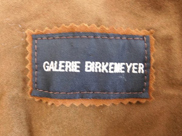 Vintage Galerie Birkemeyer Suede Poncho. - Image 4
