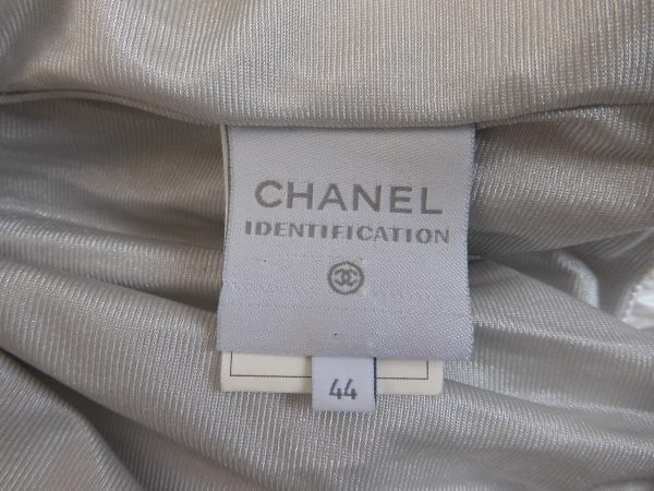 Chanel Puffer / Ski Jacket, Size 44 - Image 6