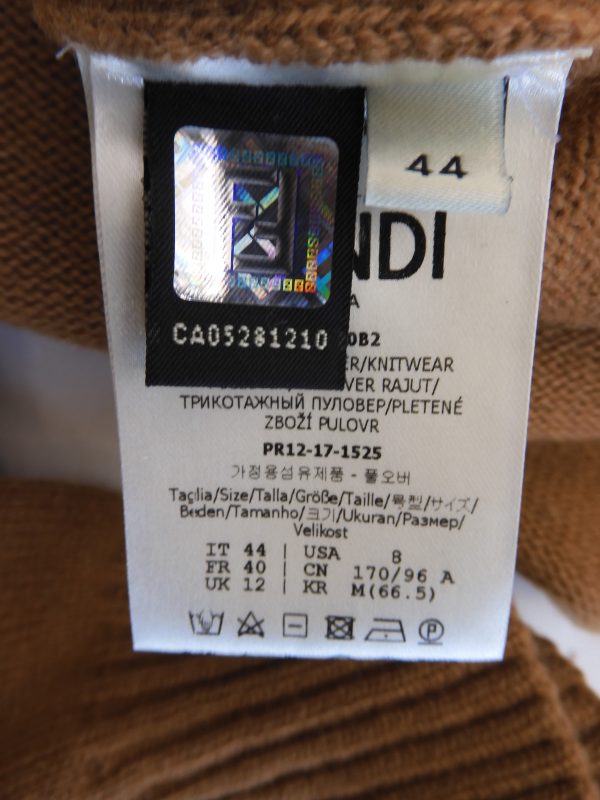 Fendi  Sweater Size 44. - Image 5