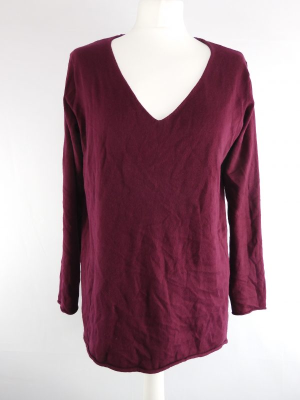 Silk & Cashmere Coty Free Edge V-Neck top, Size L