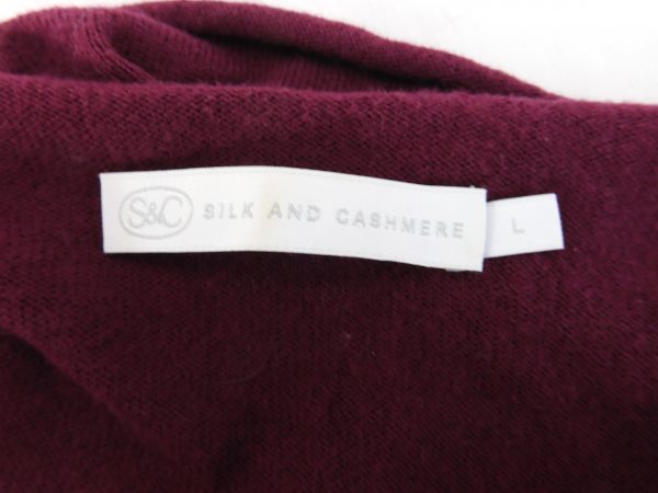 Silk & Cashmere Coty Free Edge V-Neck top, Size L - Image 4