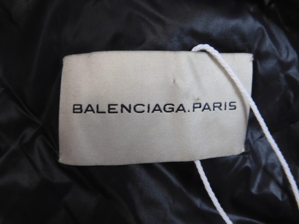 Balenciaga Light Weight Quilted Hooded Jacket, Size 48-M - Image 5
