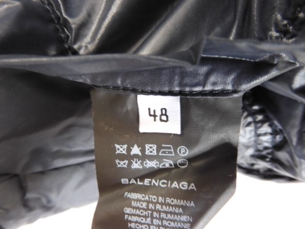Balenciaga Light Weight Quilted Hooded Jacket, Size 48-M - Image 6