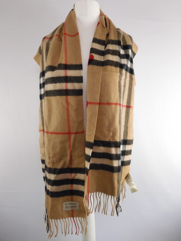 Burberry Made in Scotland Cashmere Scarf.