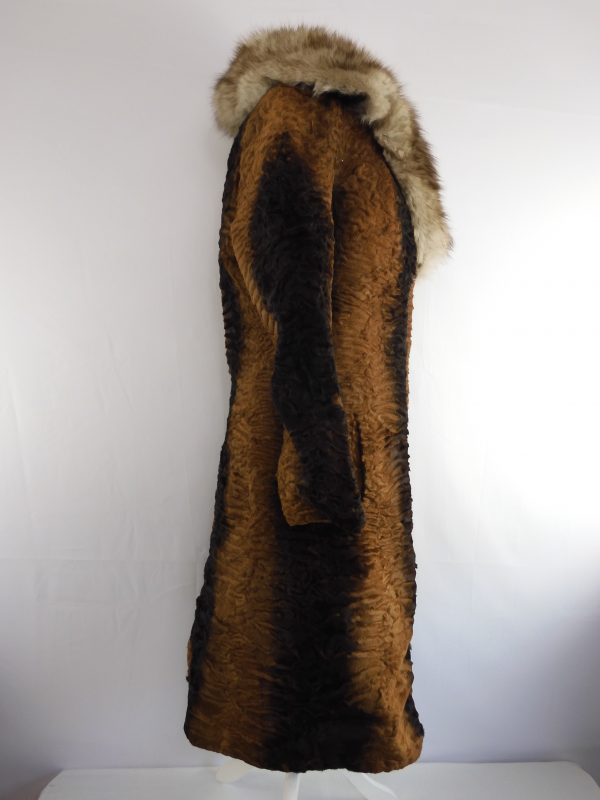 Pelz Baumann Fur Coat, Size 8-S - Image 3