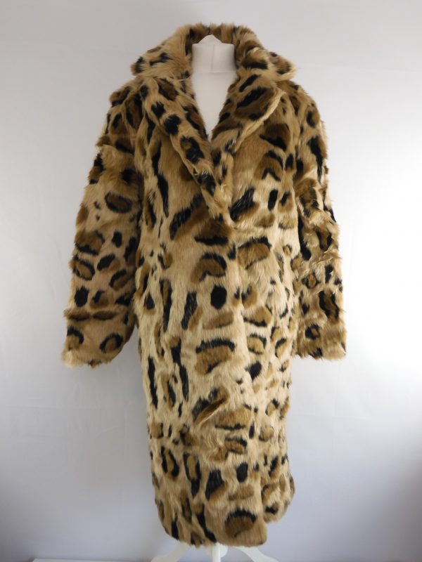 River island Leopard Print Coat, Size XS, Film Worn. (Copy)
