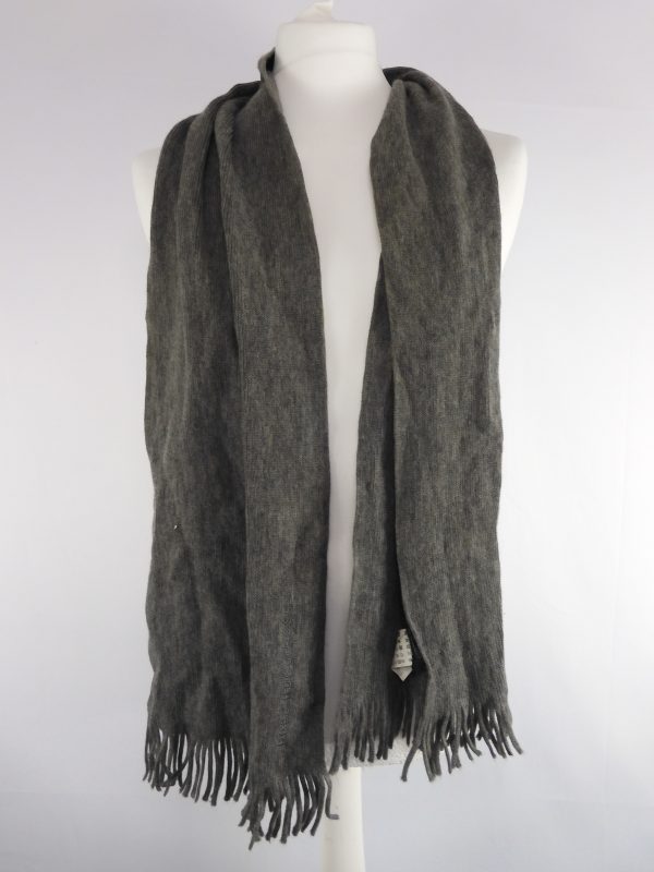 Hugo Boss Grey Mens Scarf.