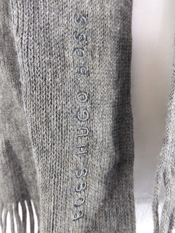 Hugo Boss Grey Mens Scarf. - Image 3