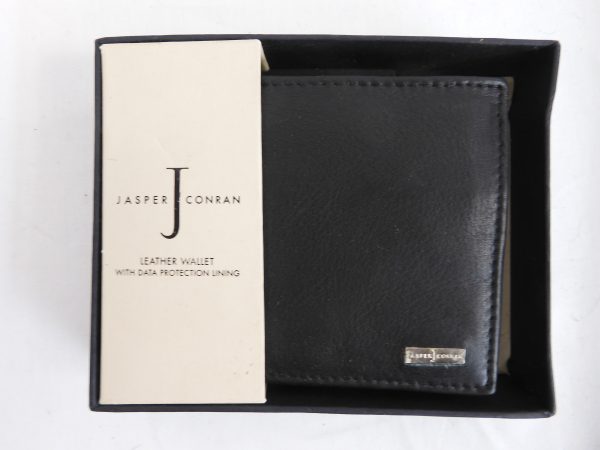 Jasper Conran Leather Wallet with Data Protection Lining.
