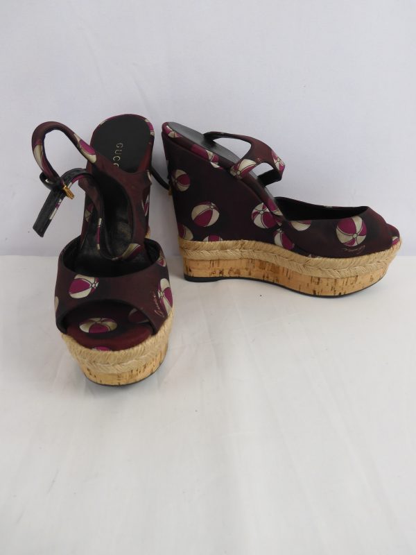 Gucci Beachball Sandal wedges, Size 36 / 3 - Image 2
