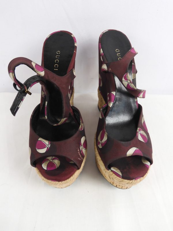 Gucci Beachball Sandal wedges, Size 36 / 3