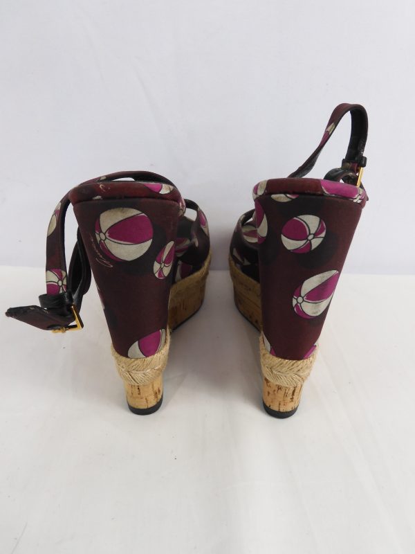 Gucci Beachball Sandal wedges, Size 36 / 3 - Image 6