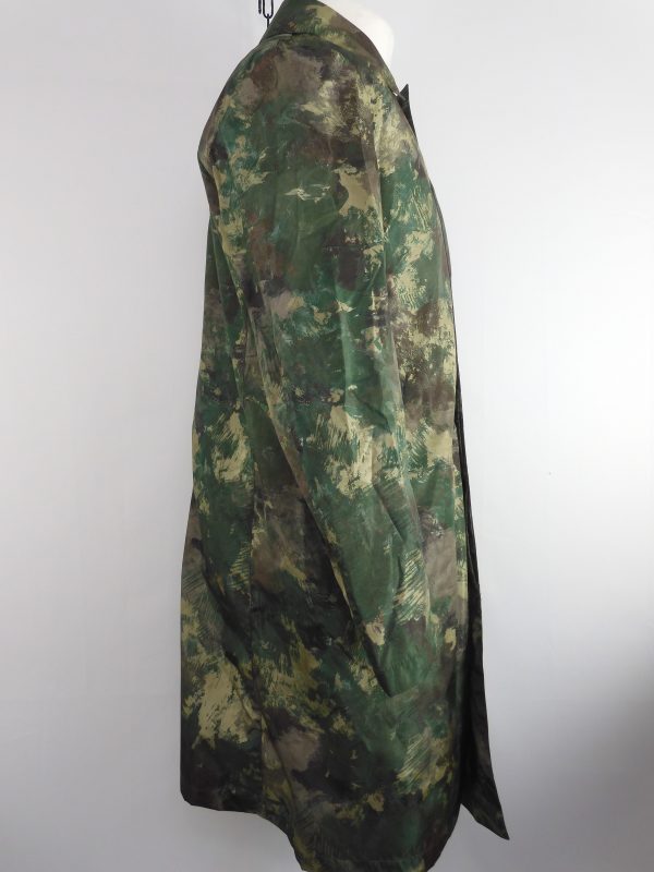 Mackintosh Camouflage Raincoat, Size 40 - Image 3