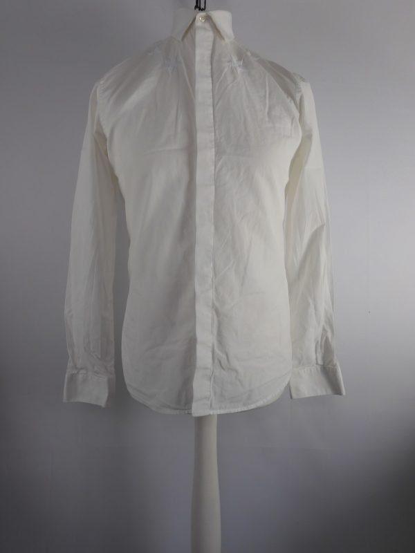 Givenchy white star embroidered shirt, size 39 (M).