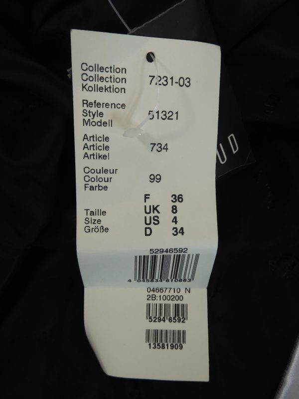 Louis Feraud Cropped Blazer, Size 8 - Image 5
