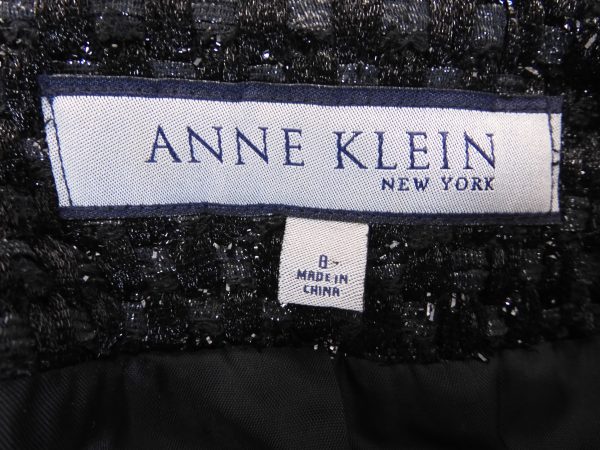 Anne Klein New York Tweed Jacket, Size 8. - Image 5