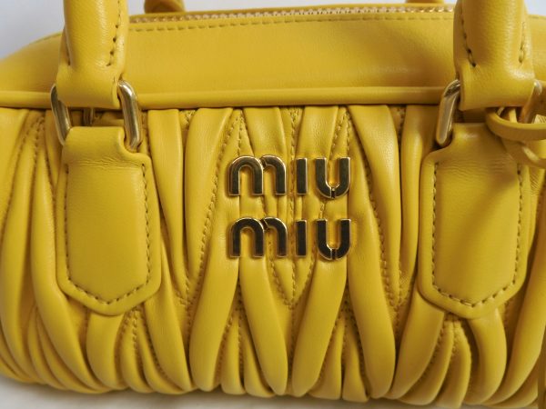 Miu Miu Arcadie Matelassé leather bag - Image 4