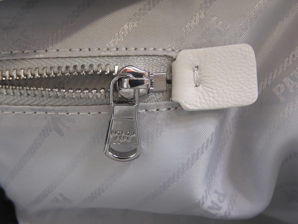 Patrizia Pepe (IM)PERFECTION leather shopping bag - Image 11