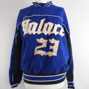 Palace Believe Crew 23, Size S.